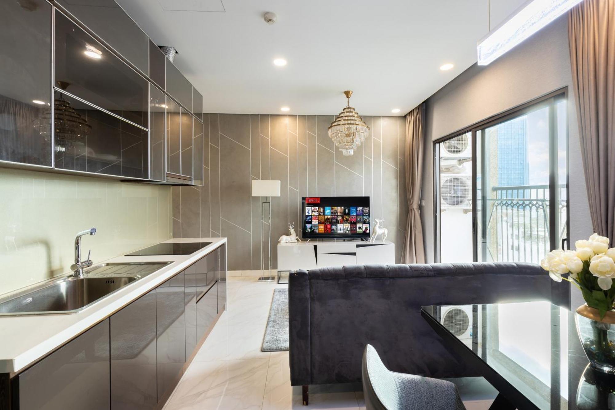 Muse Hanoi Lake View Luxury Apartment - D' Eldorado Exterior photo